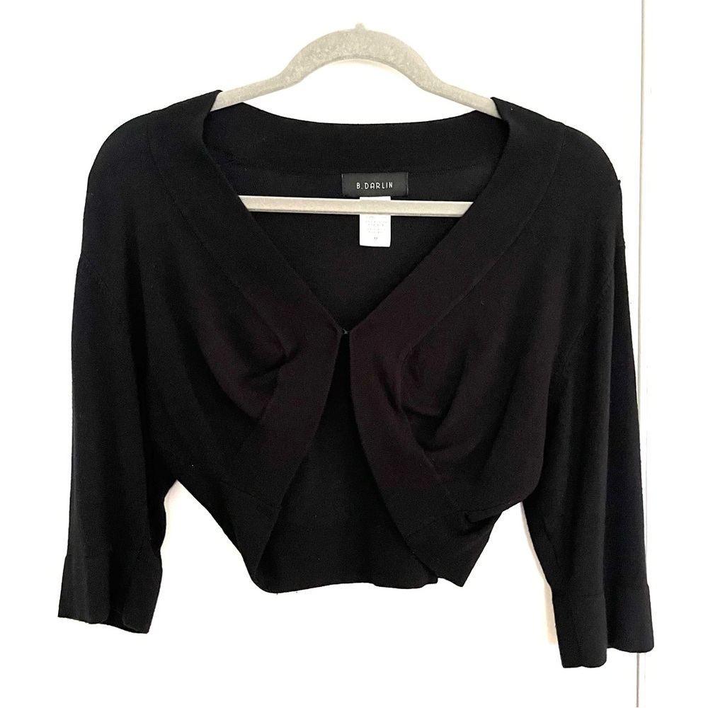 Black Shrug, 3/4 Sleeves, M